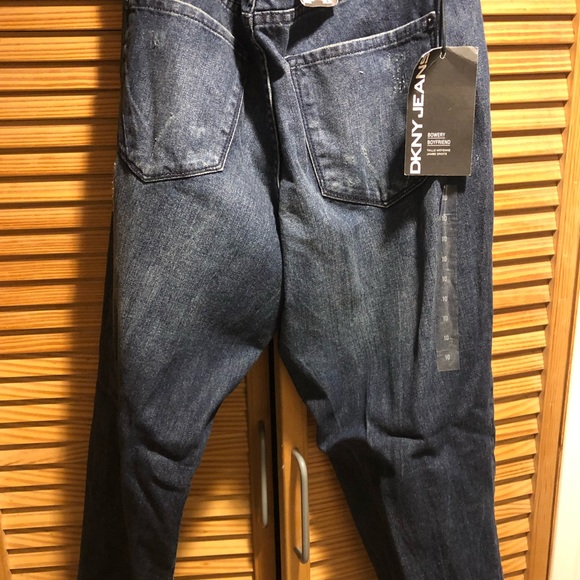 Bran new boyfriend jeans - Picture 2 of 3